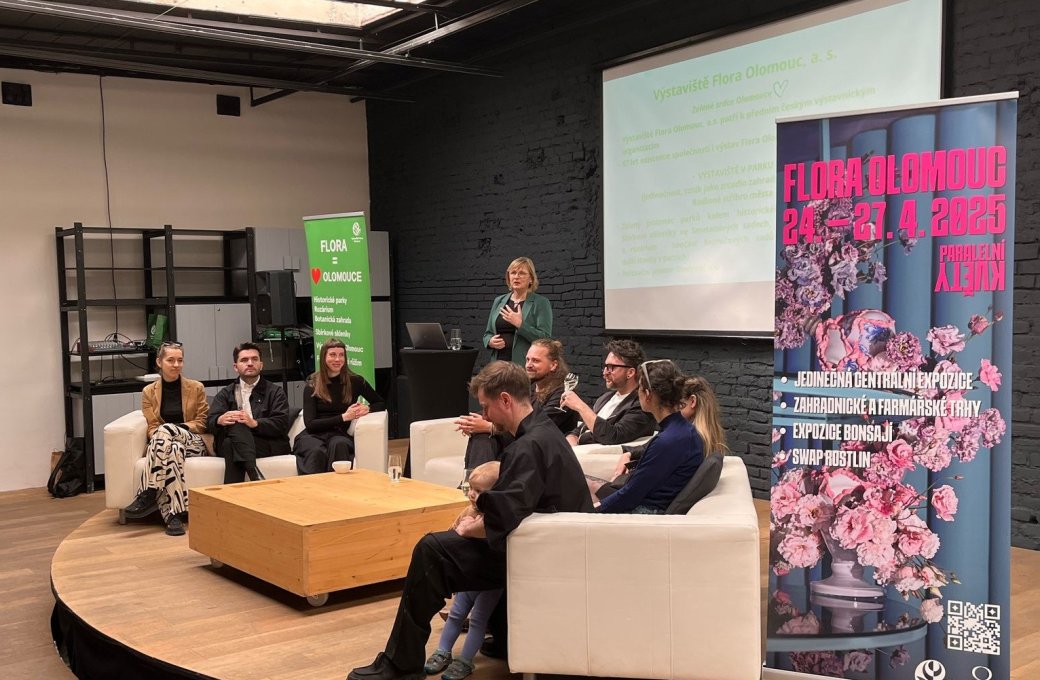 Flora Olomouc 2025 v Praze. Výstaviště Flora uspořádalo s floristou Bartolenem tiskovou konferenci v hlavním městě