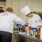 Olima cup 2016 - lahůdky z krkovice i halloweenské dorty