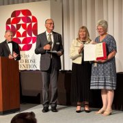 Mezinárodní ocenění pro olomoucké rozárium Award of Garden Excellence