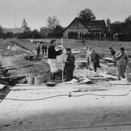 Stavba olomouckého rozária na začátku 70. let 20. století Zdroj: archiv VFO